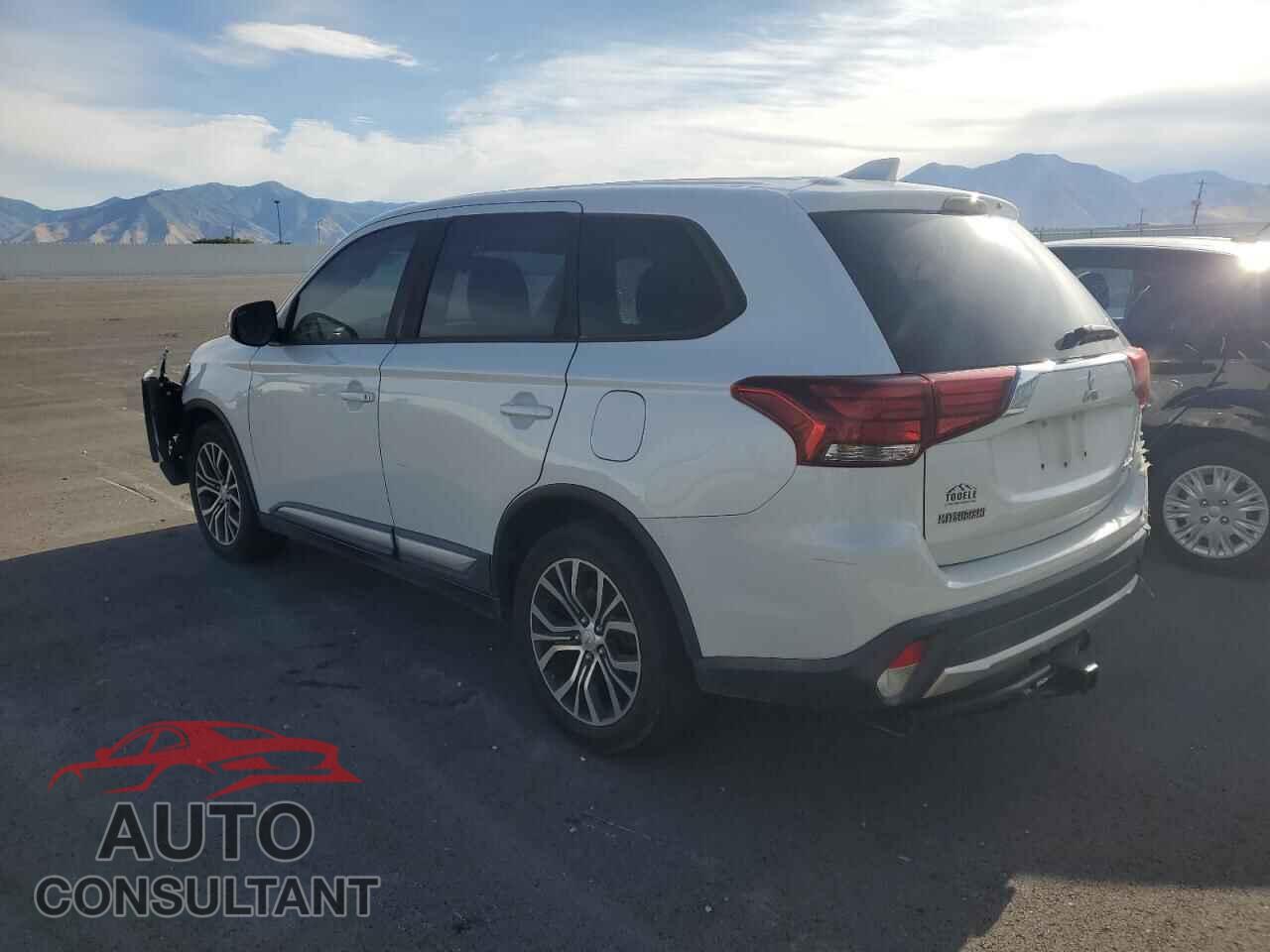 MITSUBISHI OUTLANDER 2017 - JA4AD3A3XHZ043412