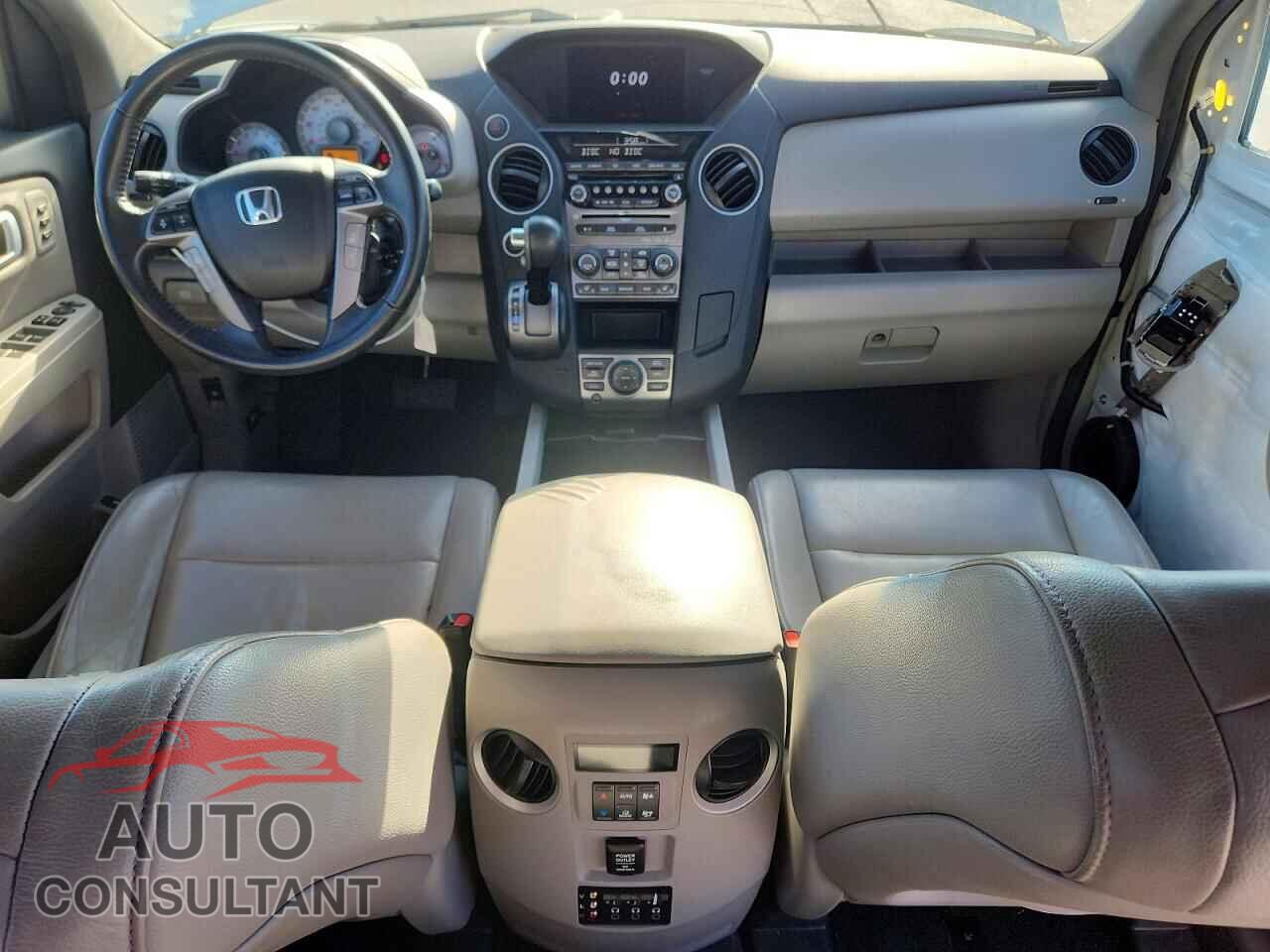 HONDA PILOT 2012 - 5FNYF4H96CB061354