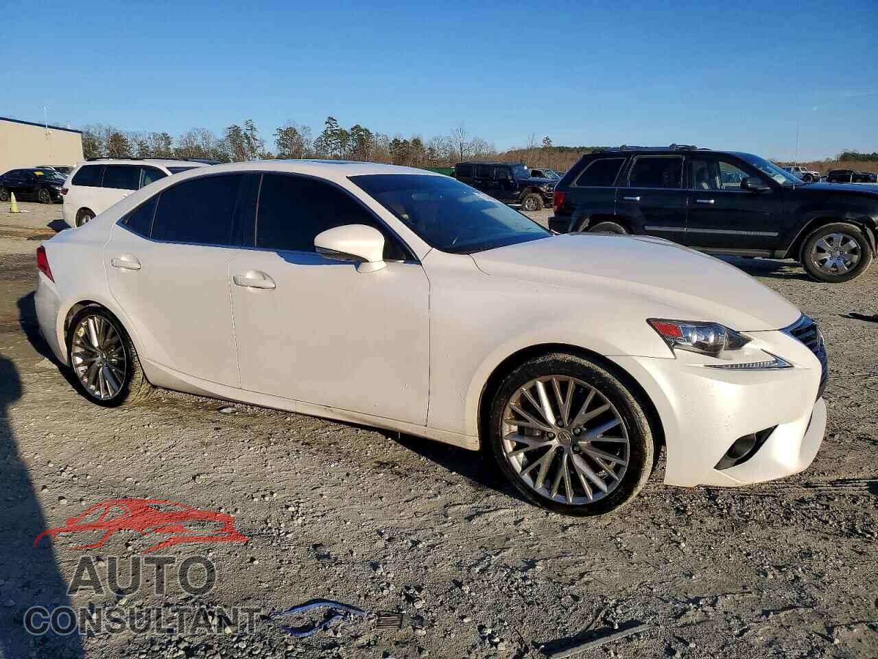 LEXUS IS 2016 - JTHBA1D21G5024181