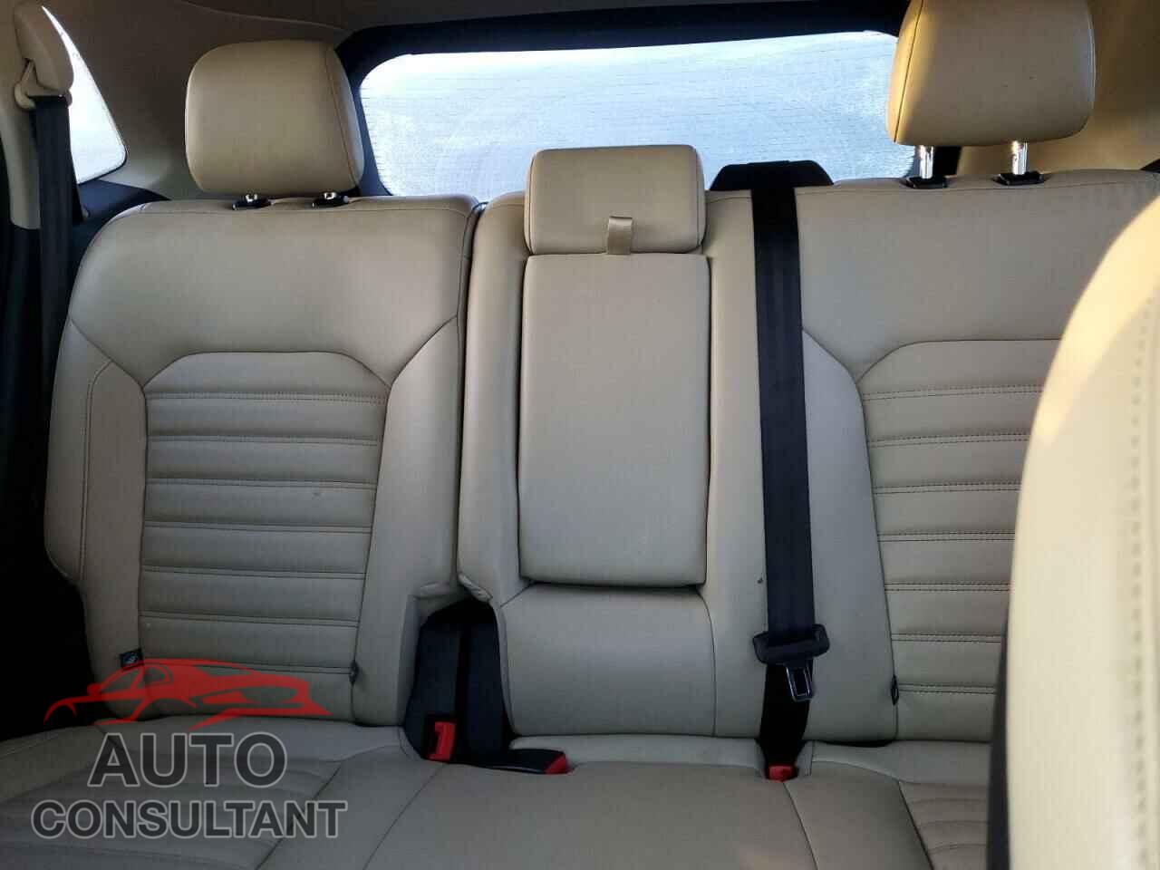 FORD EDGE 2018 - 2FMPK3J93JBC35382