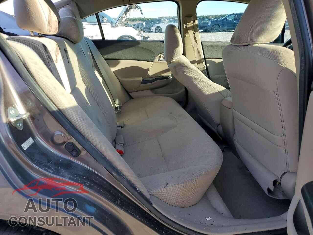 HONDA CIVIC 2012 - 2HGFB2F51CH597065