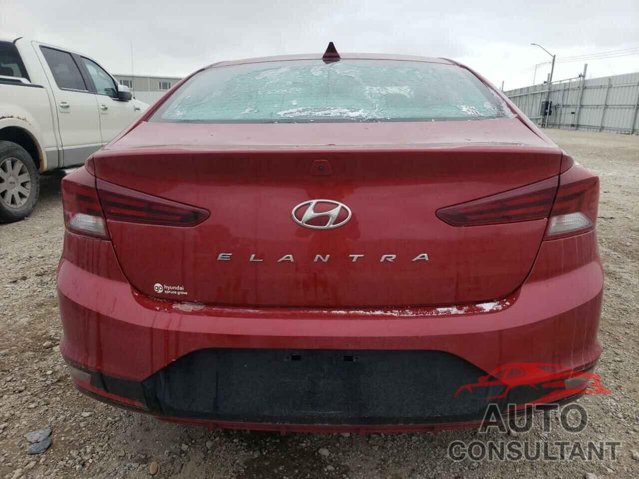 HYUNDAI ELANTRA 2019 - KMHD84LF5KU787682