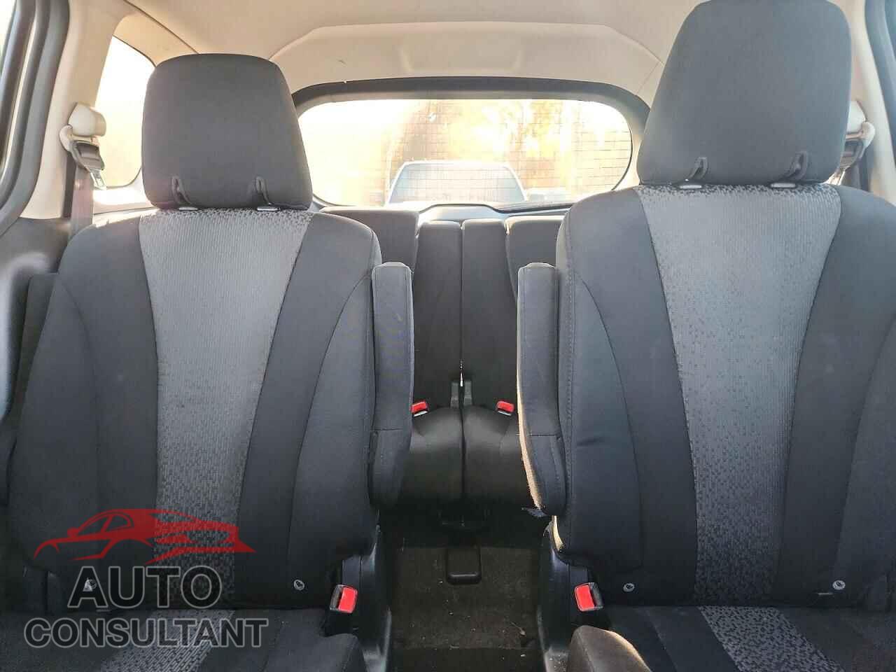 MAZDA 5 2012 - JM1CW2CL0C0131334