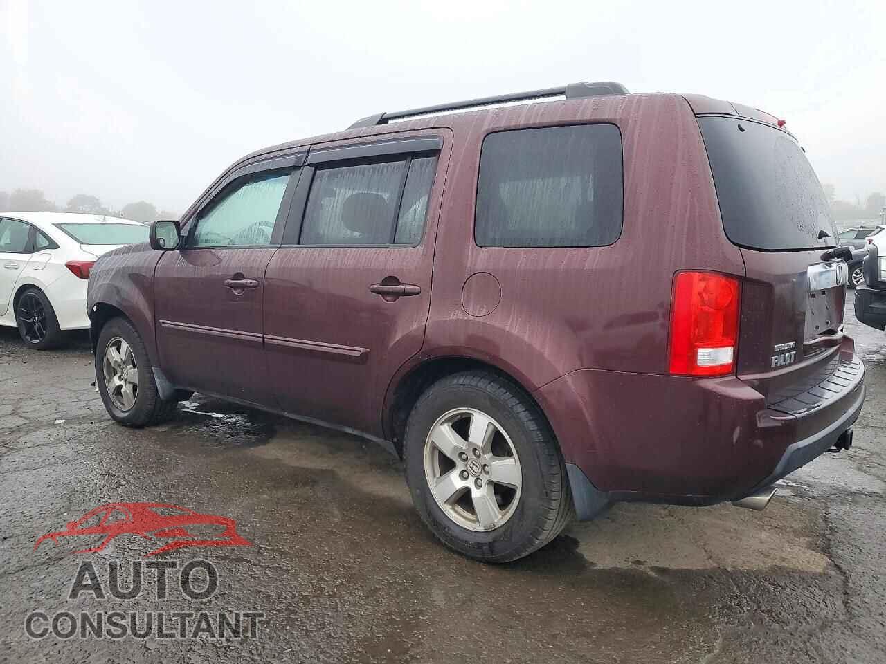 HONDA PILOT 2011 - 5FNYF4H49BB022826