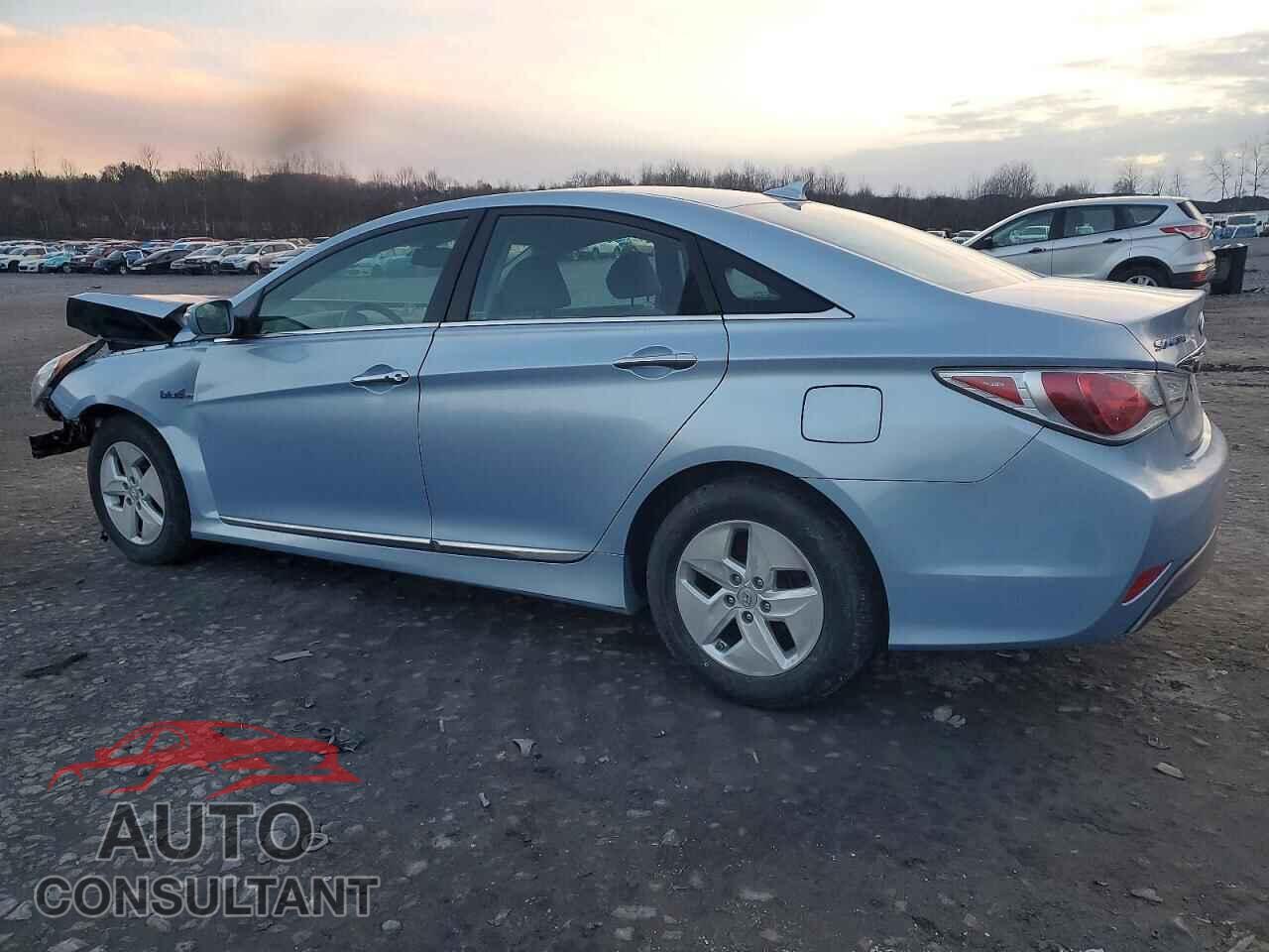 HYUNDAI SONATA 2012 - KMHEC4A41CA036666
