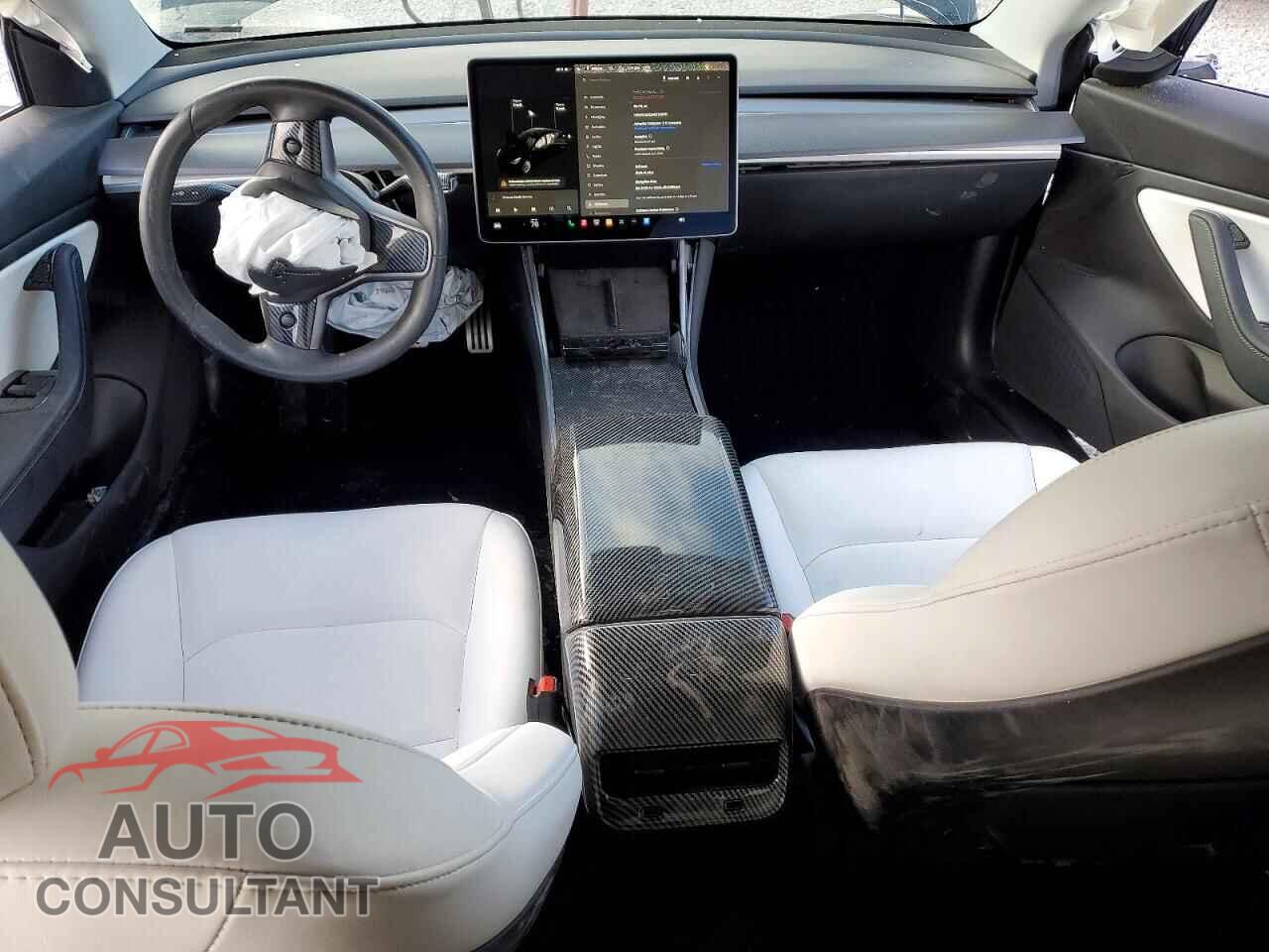 TESLA MODEL 3 2019 - 5YJ3E1EB4KF238131