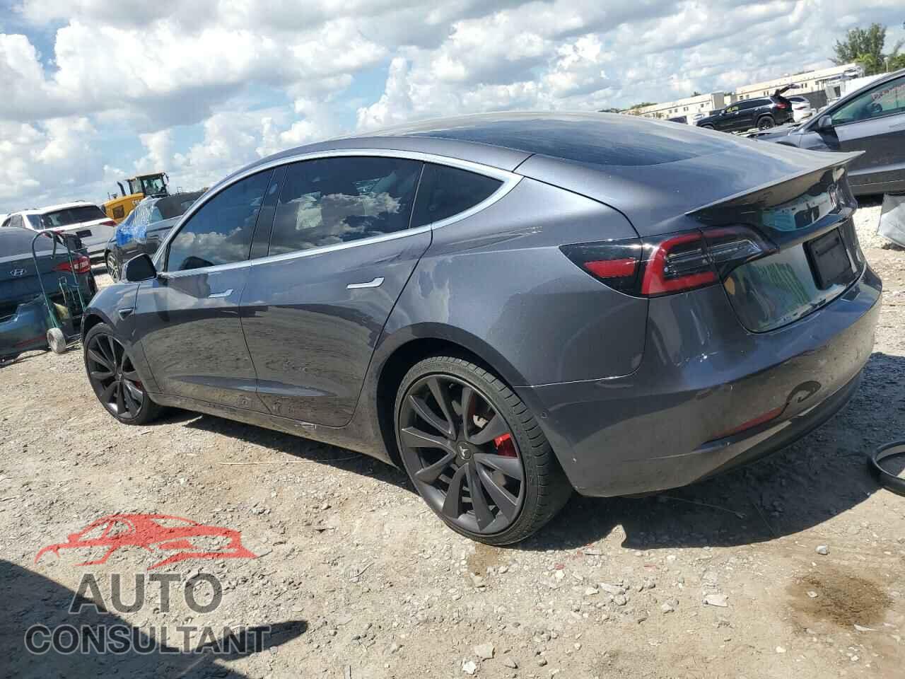TESLA MODEL 3 2020 - 5YJ3E1EC7LF646844
