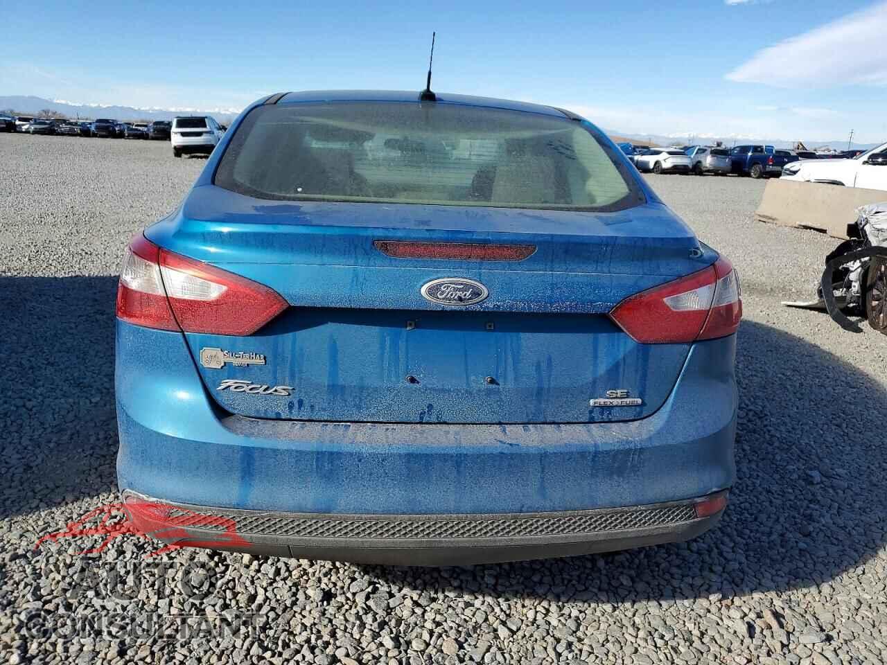FORD ESCORT 2012 - 1FADP3F24DL373382