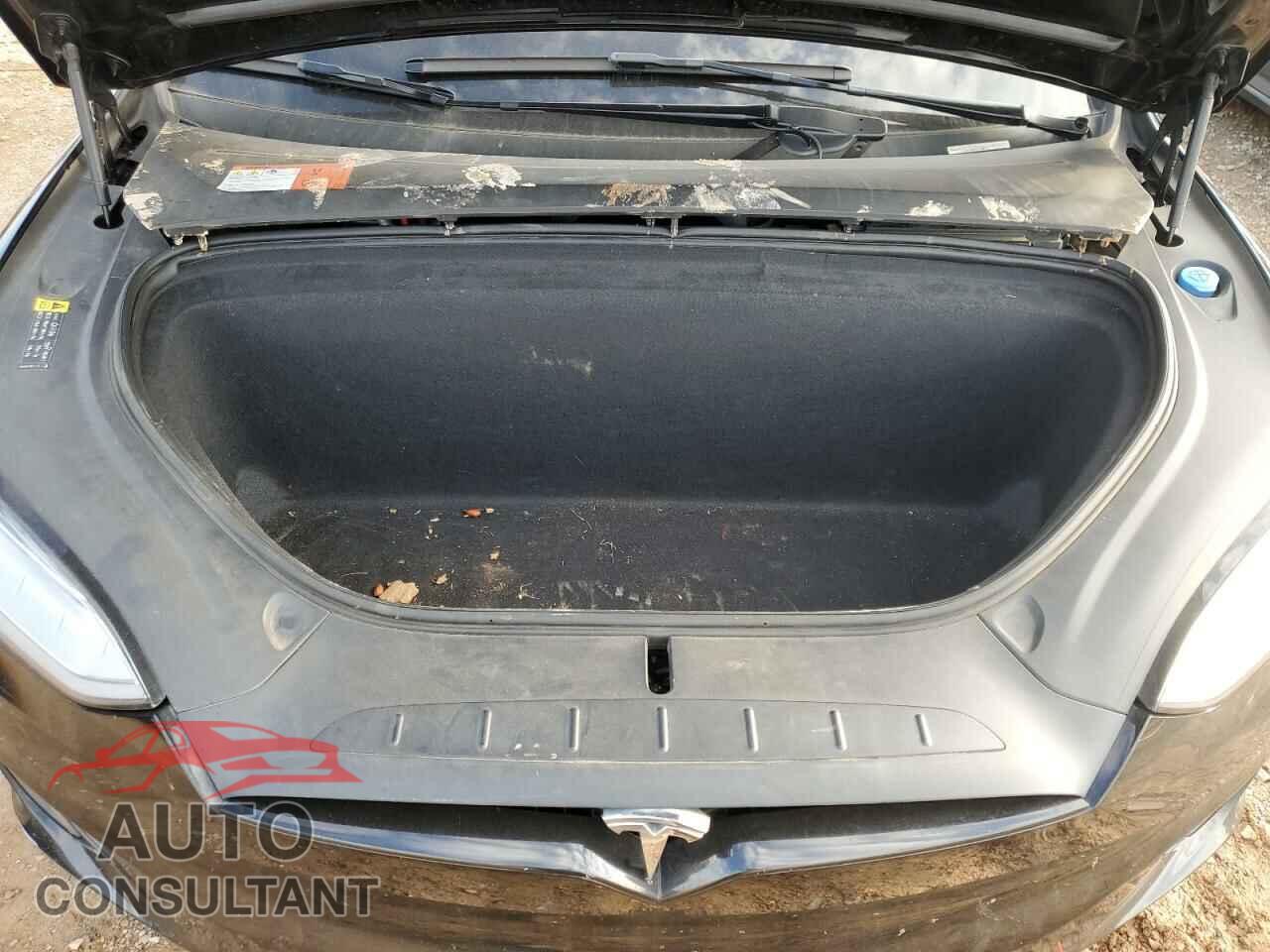 TESLA MODEL X 2017 - 5YJXCDE24HF067754