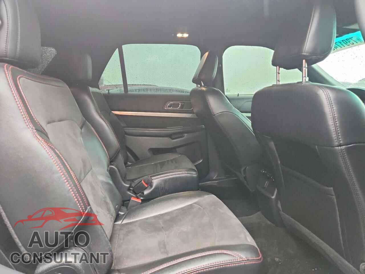 FORD EXPLORER 2018 - 1FM5K7DH7JGB62852