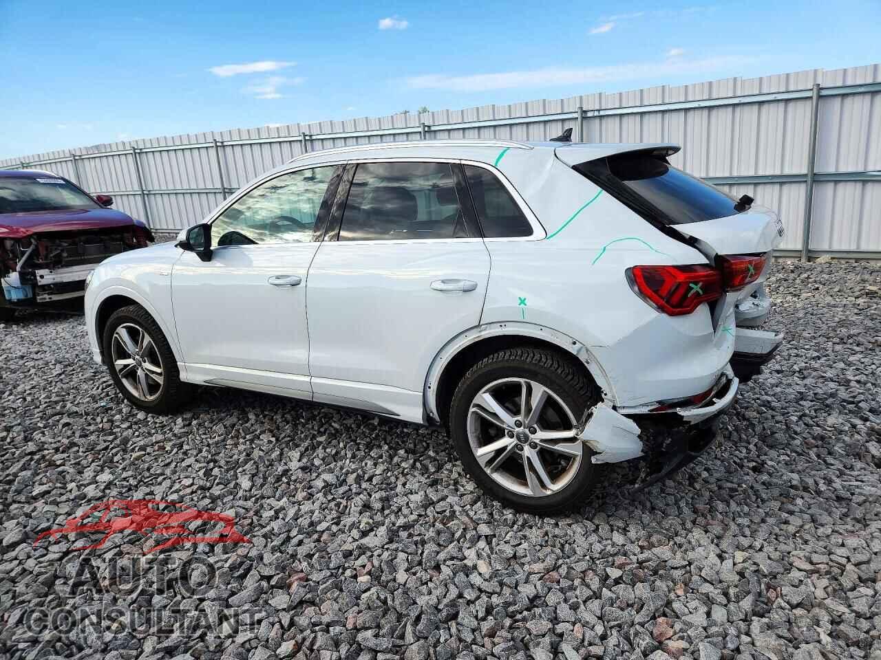 AUDI Q3 2019 - WA1EECF3XK1067979