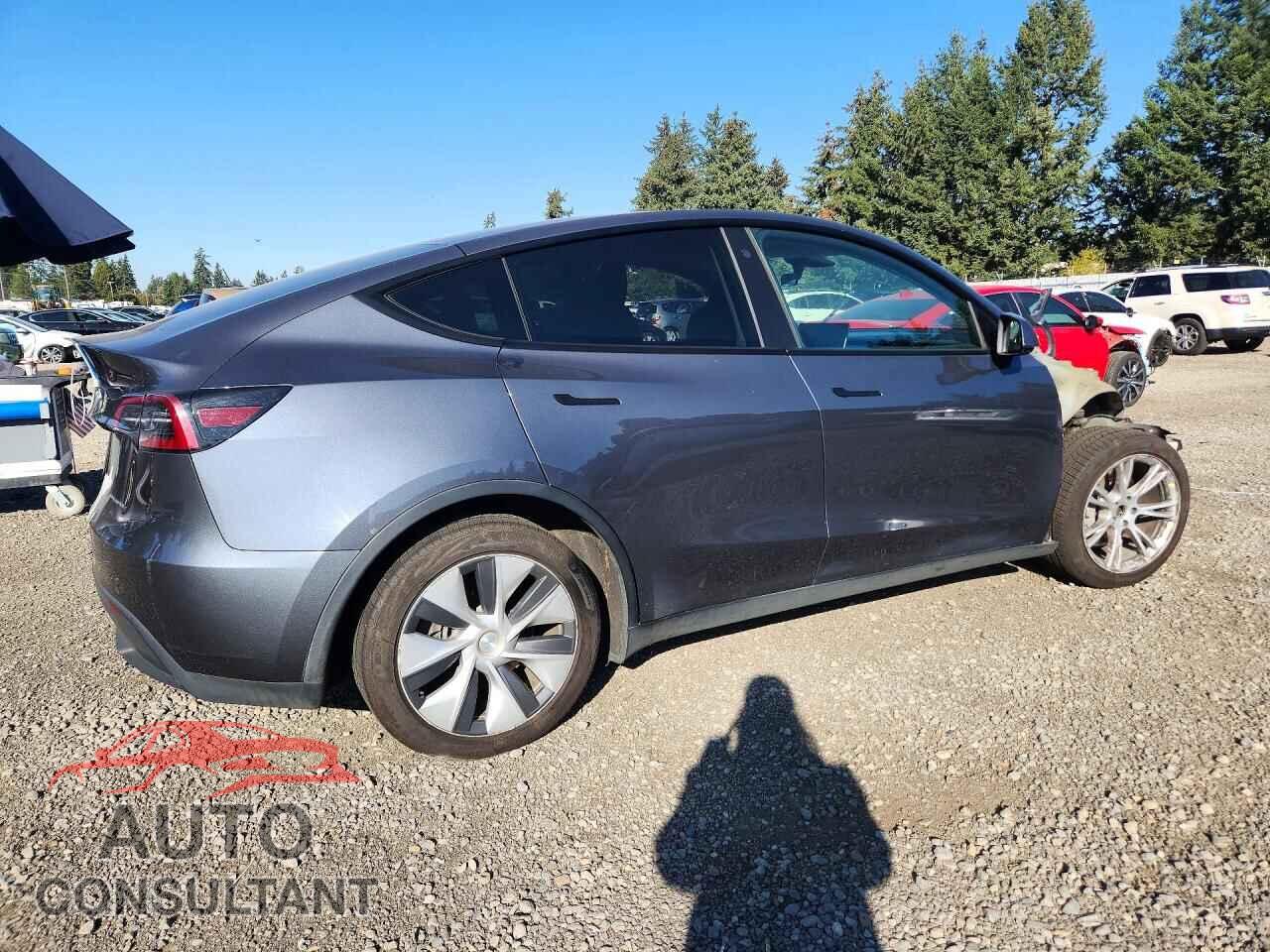TESLA MODEL Y 2023 - 7SAYGAEE8PF687431