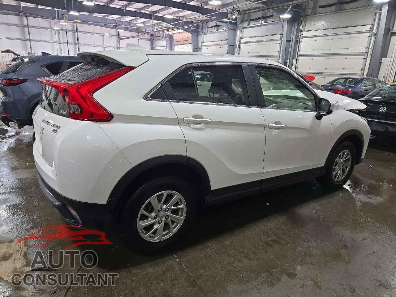 MITSUBISHI ECLIPSE 2018 - JA4AT3AAXJZ067118