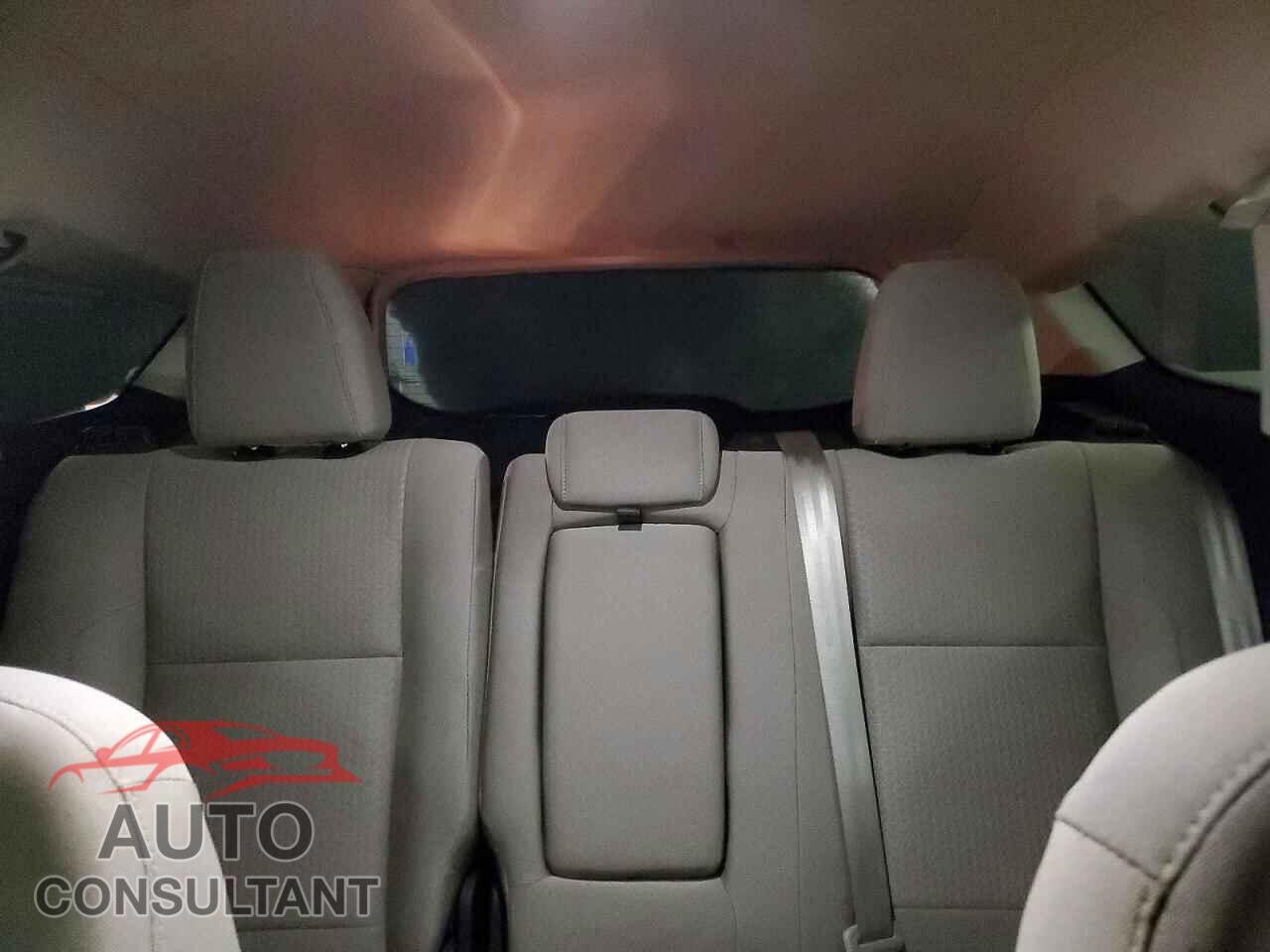 FORD ESCAPE 2017 - 1FMCU9GD9HUD27401