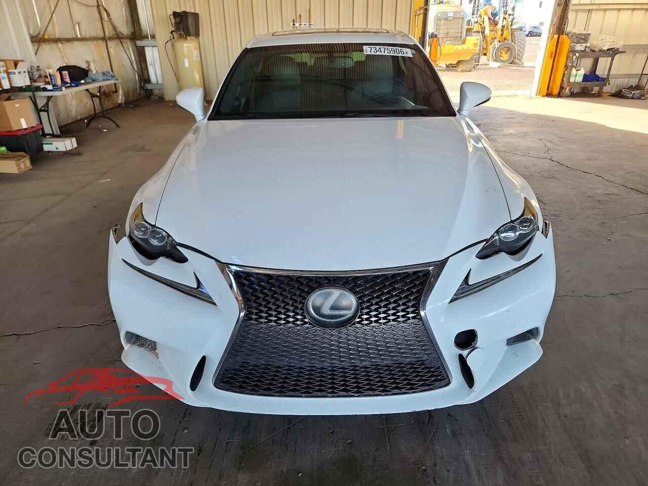 LEXUS IS 2016 - JTHBA1D23G5026238