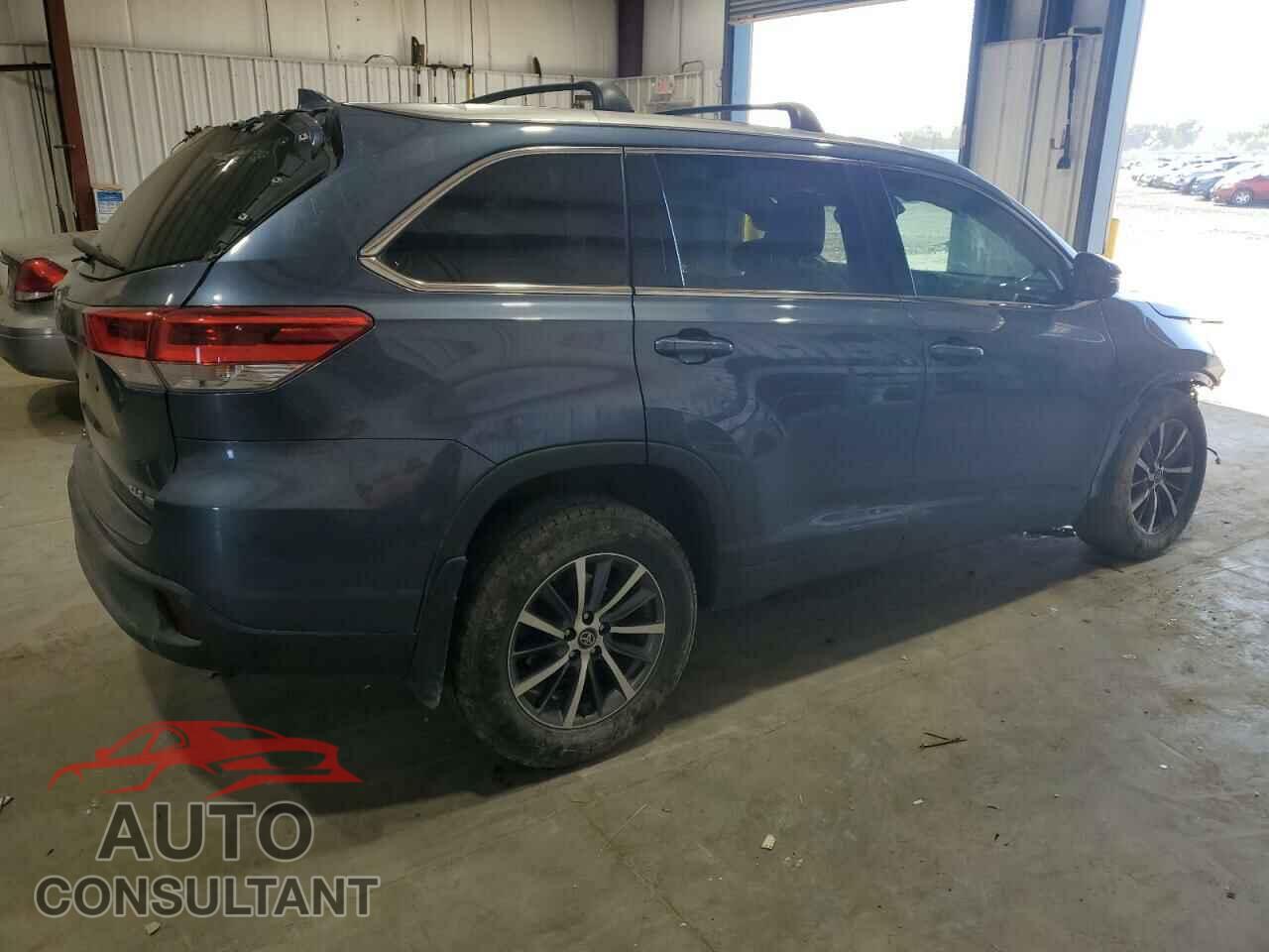 TOYOTA HIGHLANDER 2017 - 5TDJZRFH4HS448407
