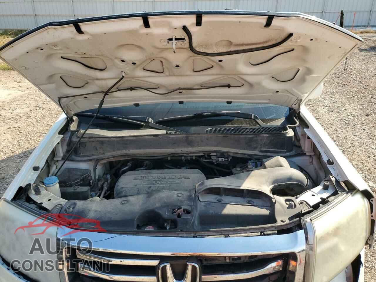 HONDA PILOT 2013 - 5FNYF4H93DB052922