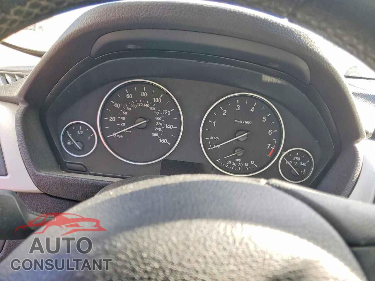 BMW 3 SERIES 2016 - WBA8E1G5XGNU10908