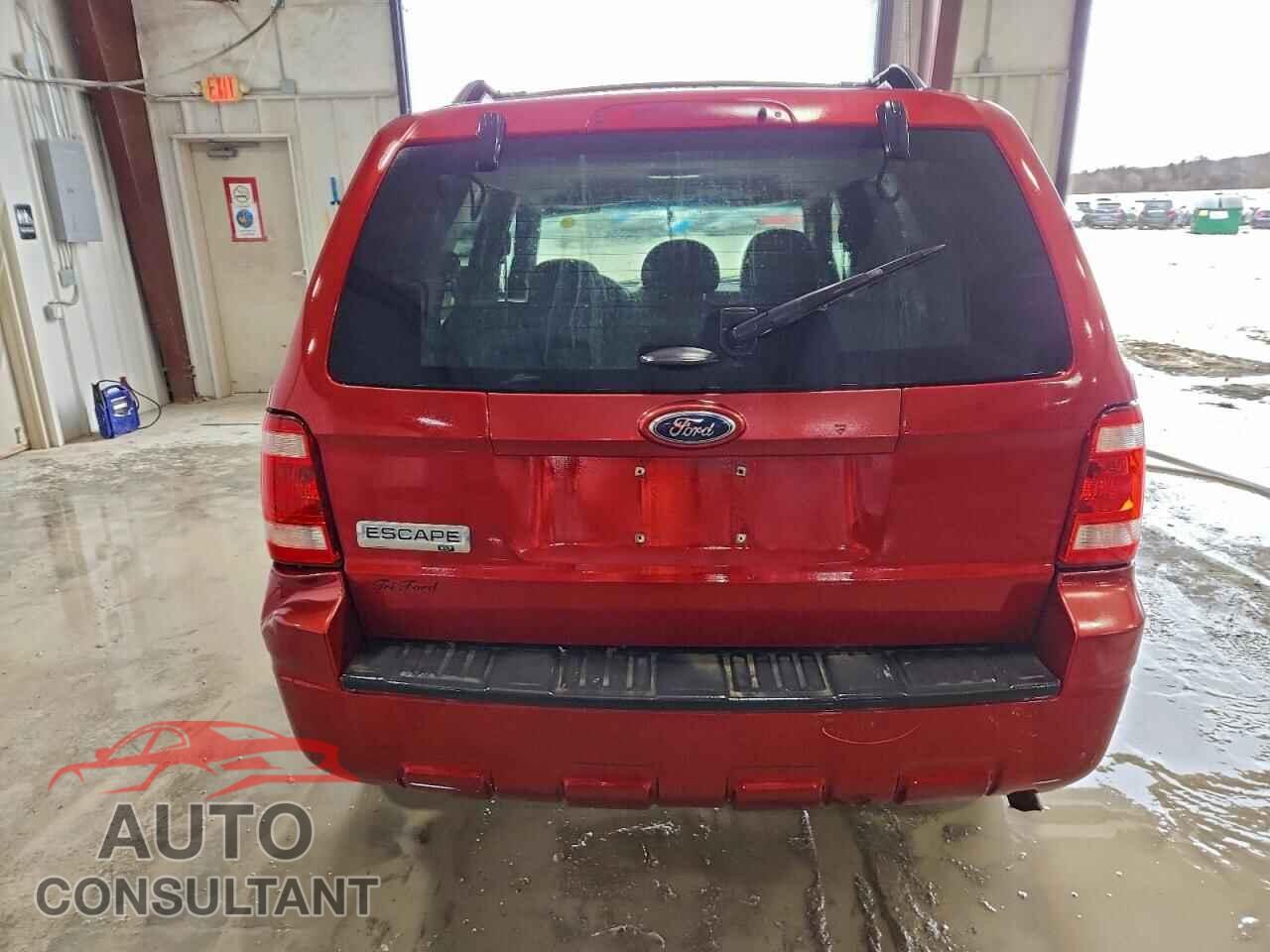 FORD ESCAPE 2009 - 1FMCU03G99KB10911