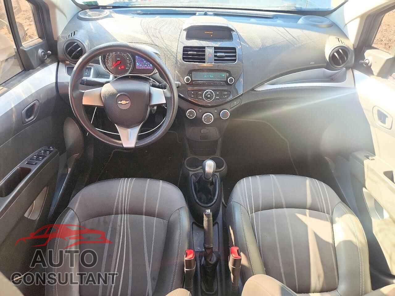 CHEVROLET SPARK 2015 - KL8CA6S94FC739137