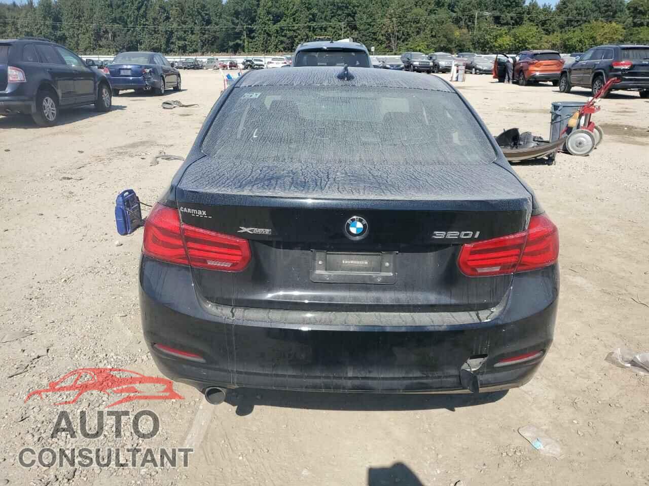 BMW 3 SERIES 2016 - WBA8E5G51GNU21626