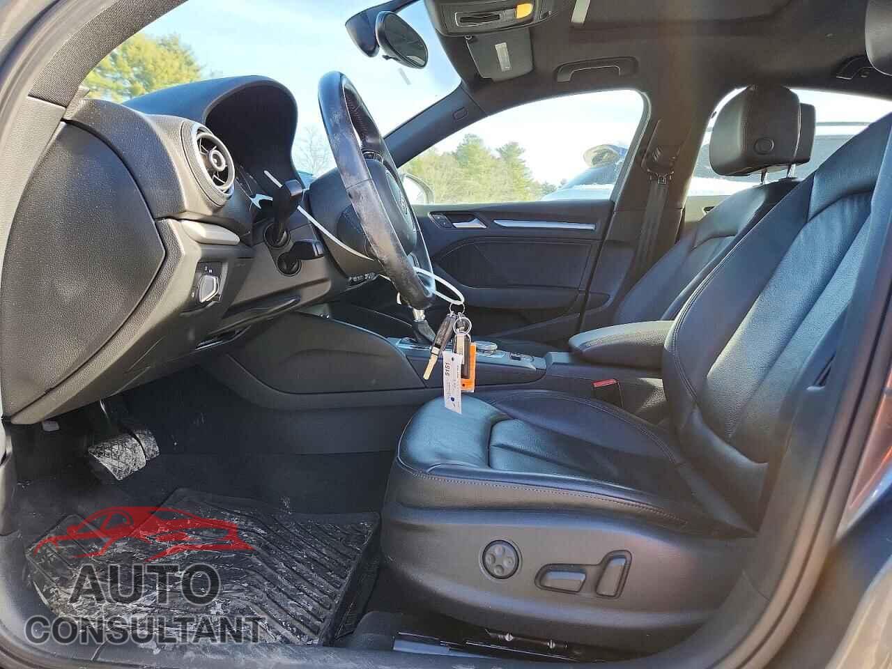 AUDI A3 2015 - WAUBFGFF1F1108476