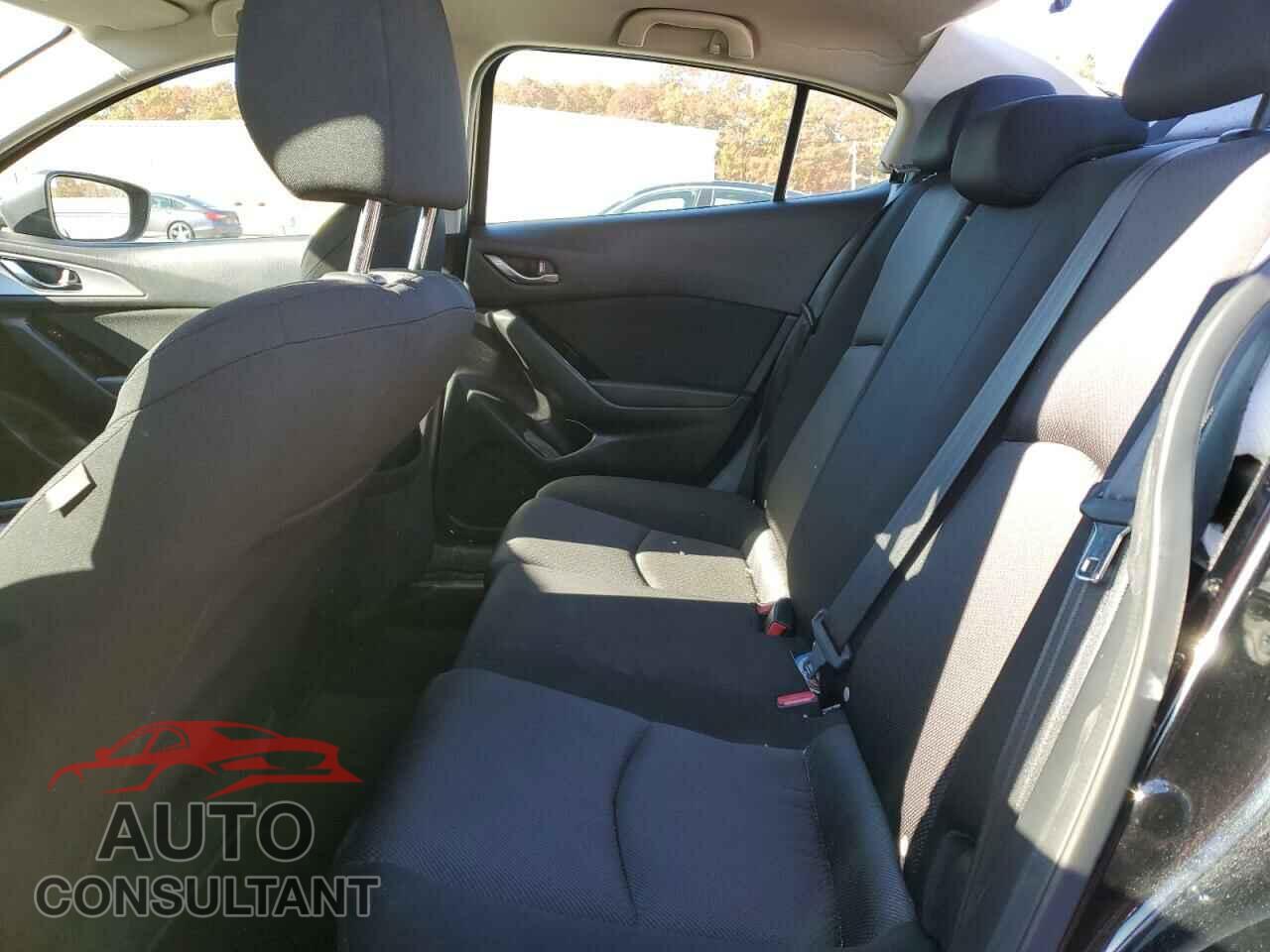 MAZDA 3 2017 - 3MZBN1U79HM136320
