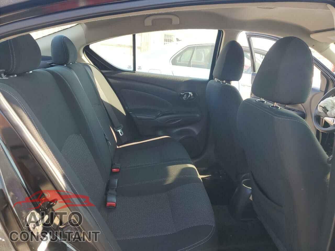 NISSAN VERSA 2019 - 3N1CN7AP0KL863392