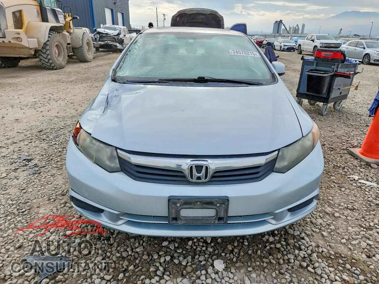 HONDA CIVIC 2012 - 19XFB2F86CE038177