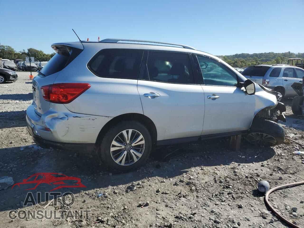 NISSAN PATHFINDER 2017 - 5N1DR2MNXHC649903