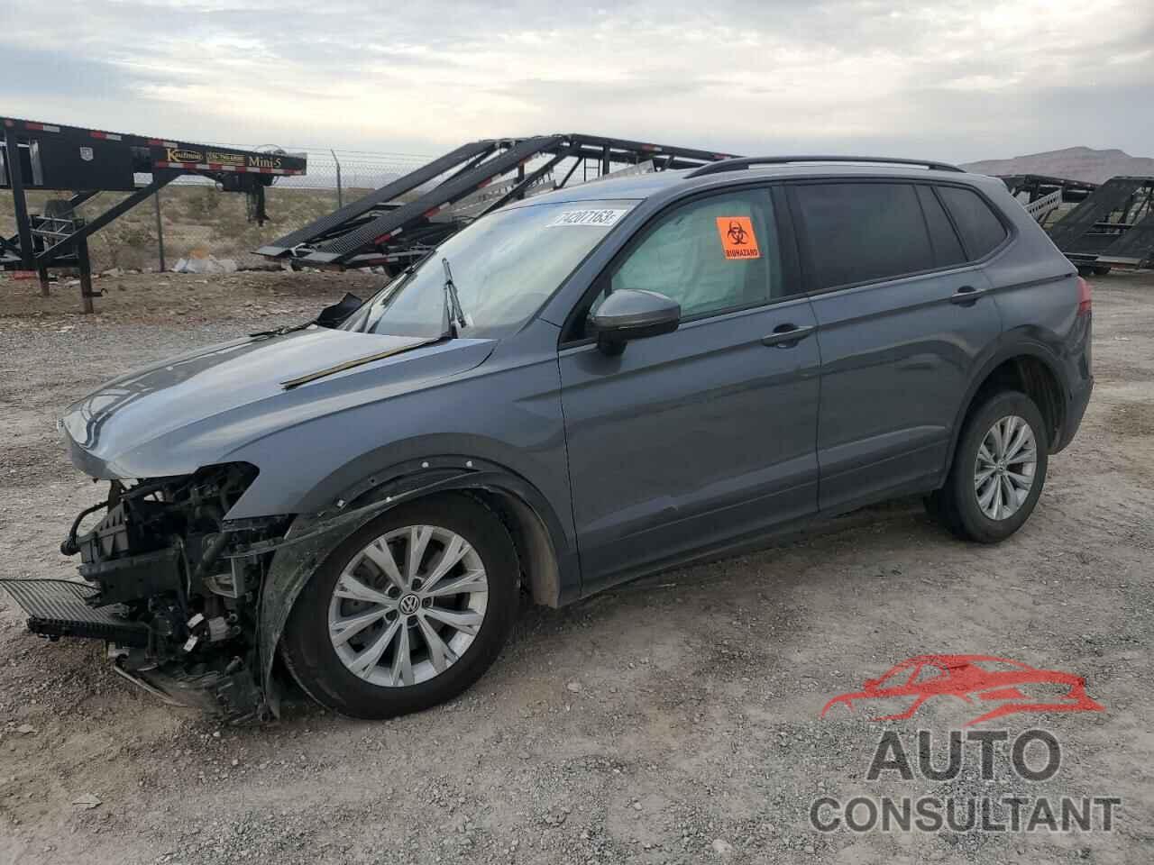 VOLKSWAGEN TIGUAN 2018 - 3VV1B7AX8JM027871