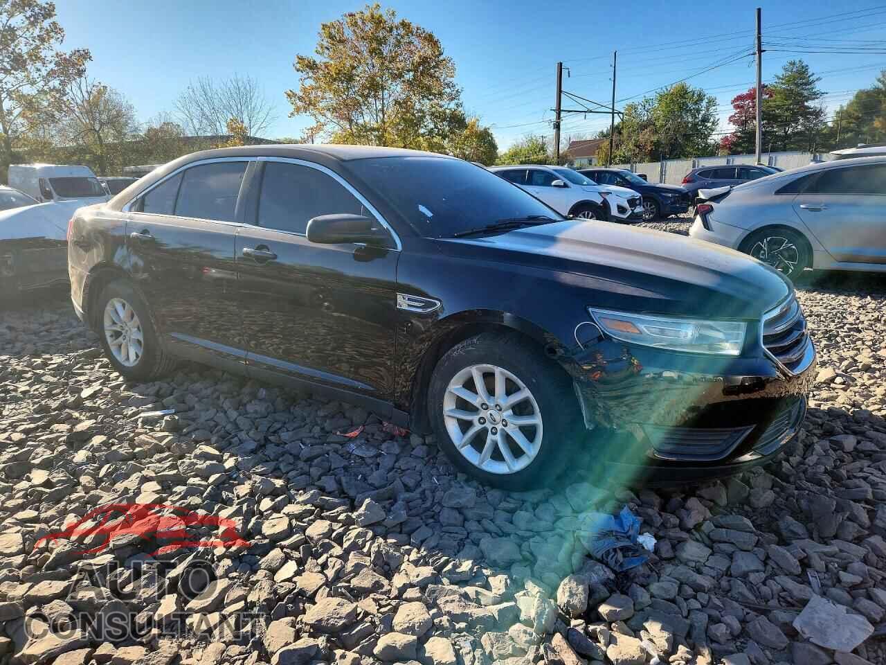 FORD TAURUS 2013 - 1FAHP2D81DG210068