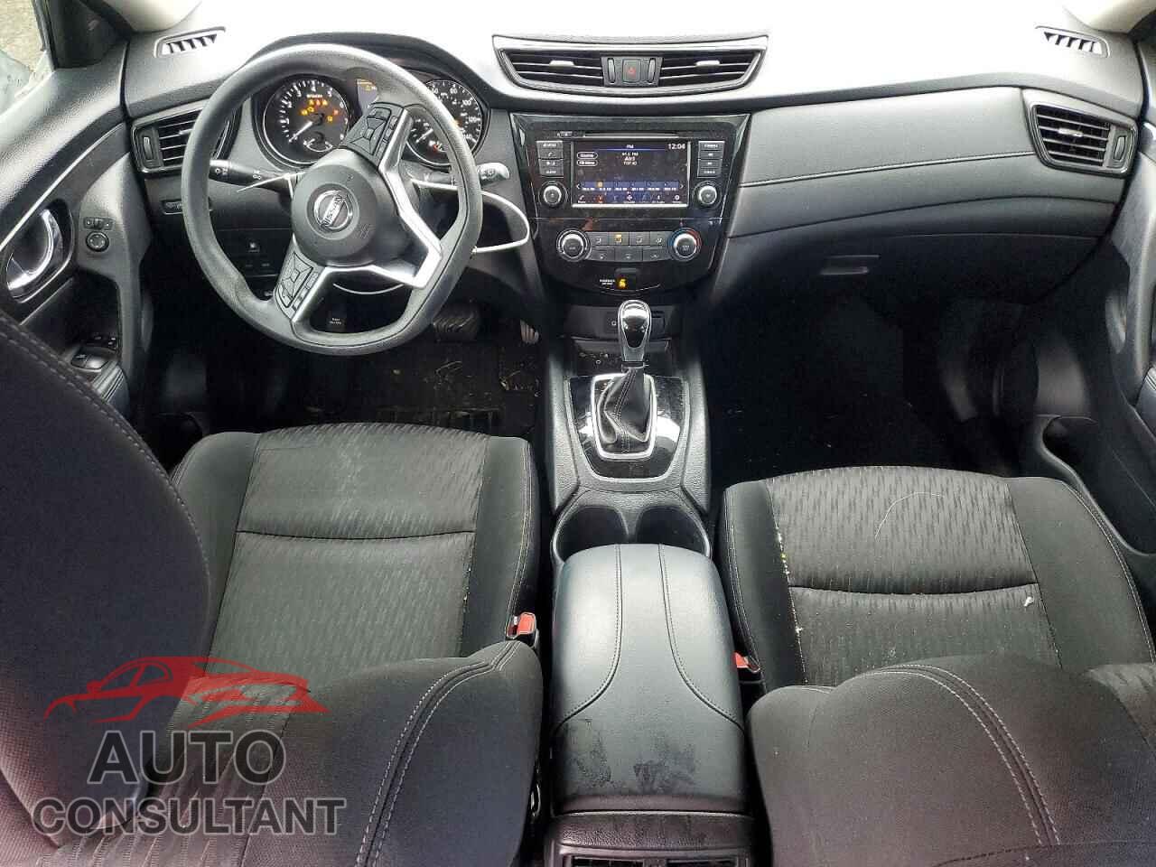 NISSAN ROGUE 2018 - KNMAT2MTXJP582273