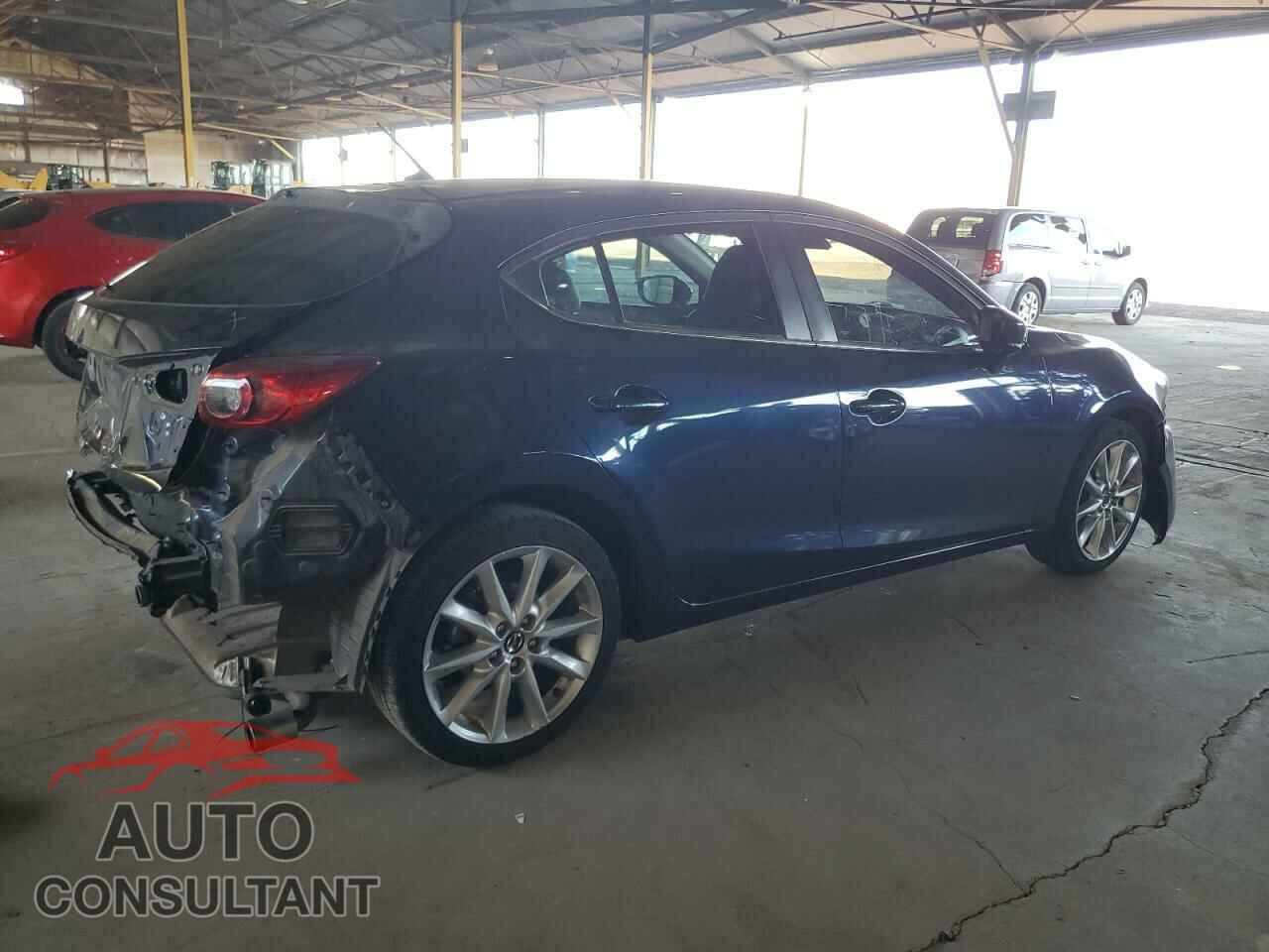 MAZDA 3 2017 - 3MZBN1L70HM124963