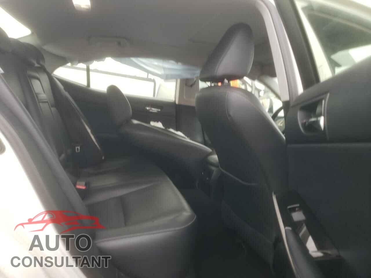 LEXUS IS 2016 - JTHBA1D29G5011632