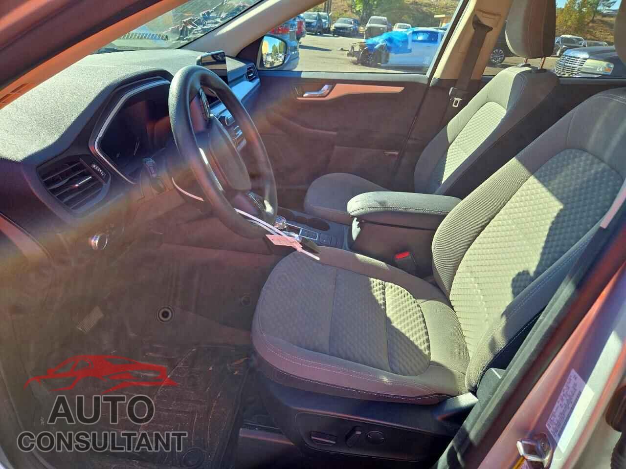 FORD ESCAPE 2020 - 1FMCU0G65LUA22077