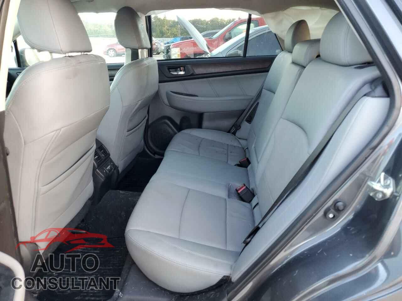 SUBARU OUTBACK 2018 - 4S4BSANC5J3257159