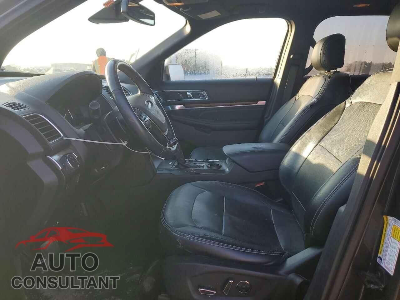 FORD EXPLORER 2017 - 1FM5K7F8XHGD86141
