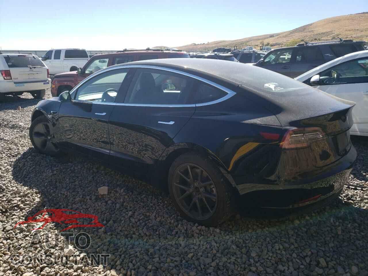 TESLA MODEL 3 2020 - 5YJ3E1EB1LF746252