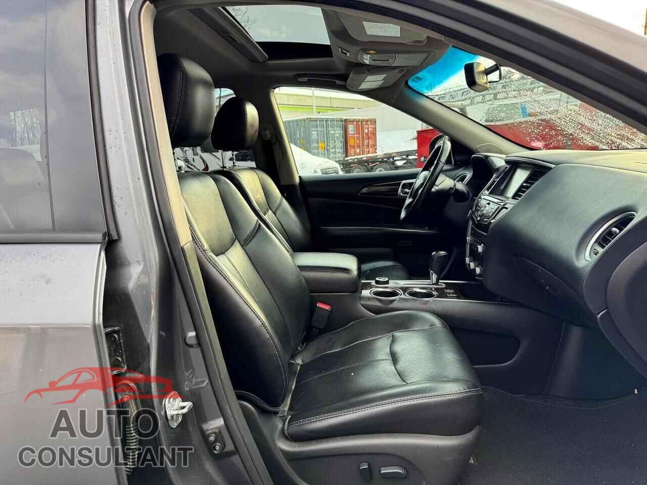 NISSAN PATHFINDER 2015 - 5N1AR2MM7FC661417