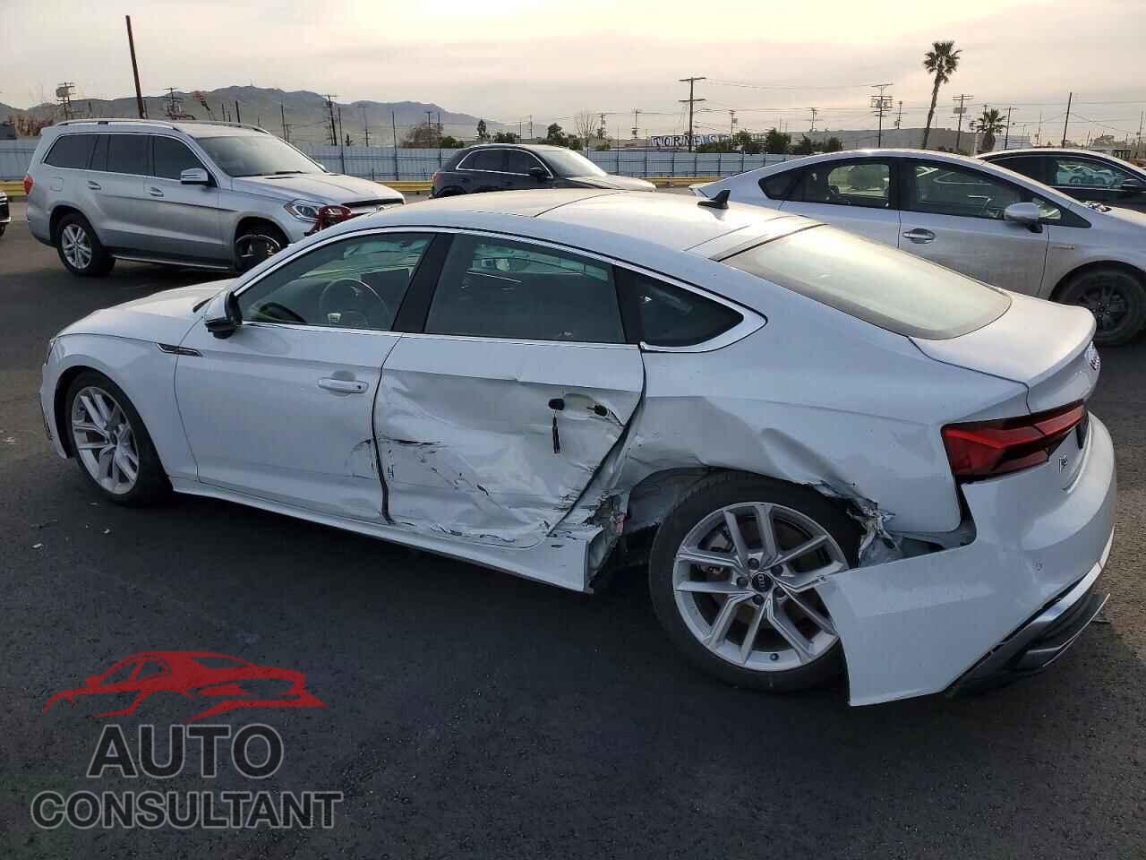AUDI A5 2023 - WAUDACF56PA048350