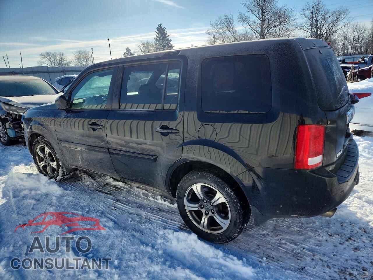 HONDA PILOT 2015 - 5FNYF4H36FB078283