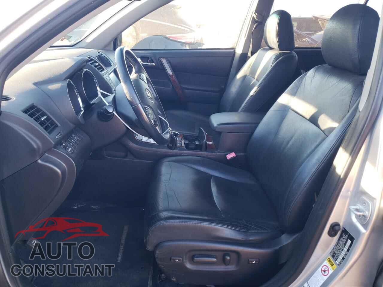 TOYOTA HIGHLANDER 2012 - JTEDC3EH6C2004888