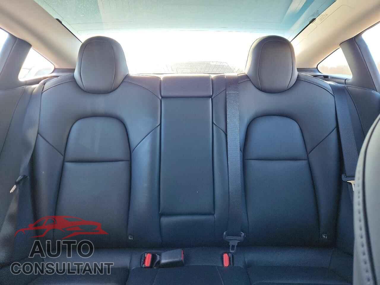 TESLA MODEL 3 2020 - 5YJ3E1EB5LF711035