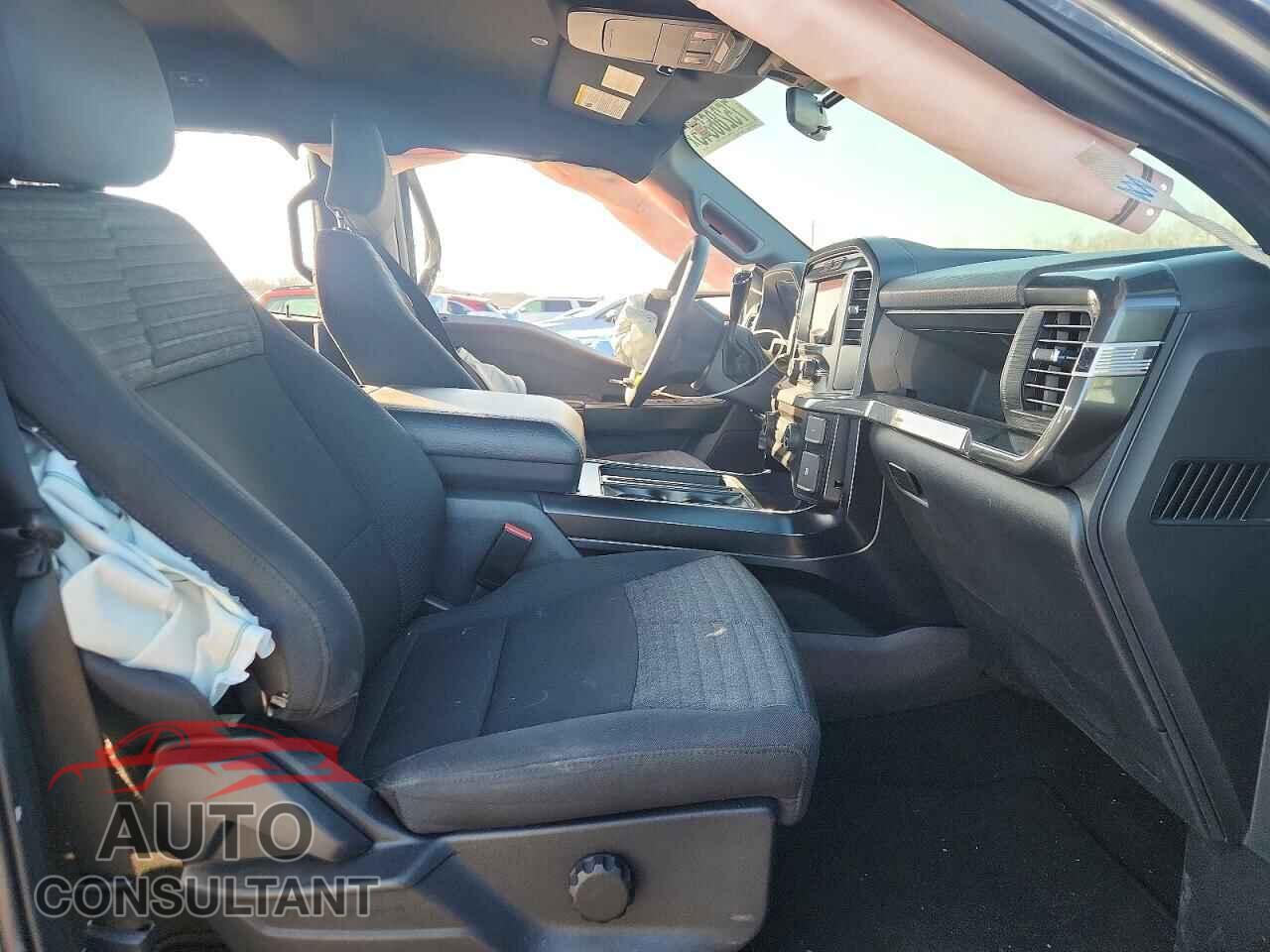 FORD F-150 2023 - 1FTEW1CP0PFC19082