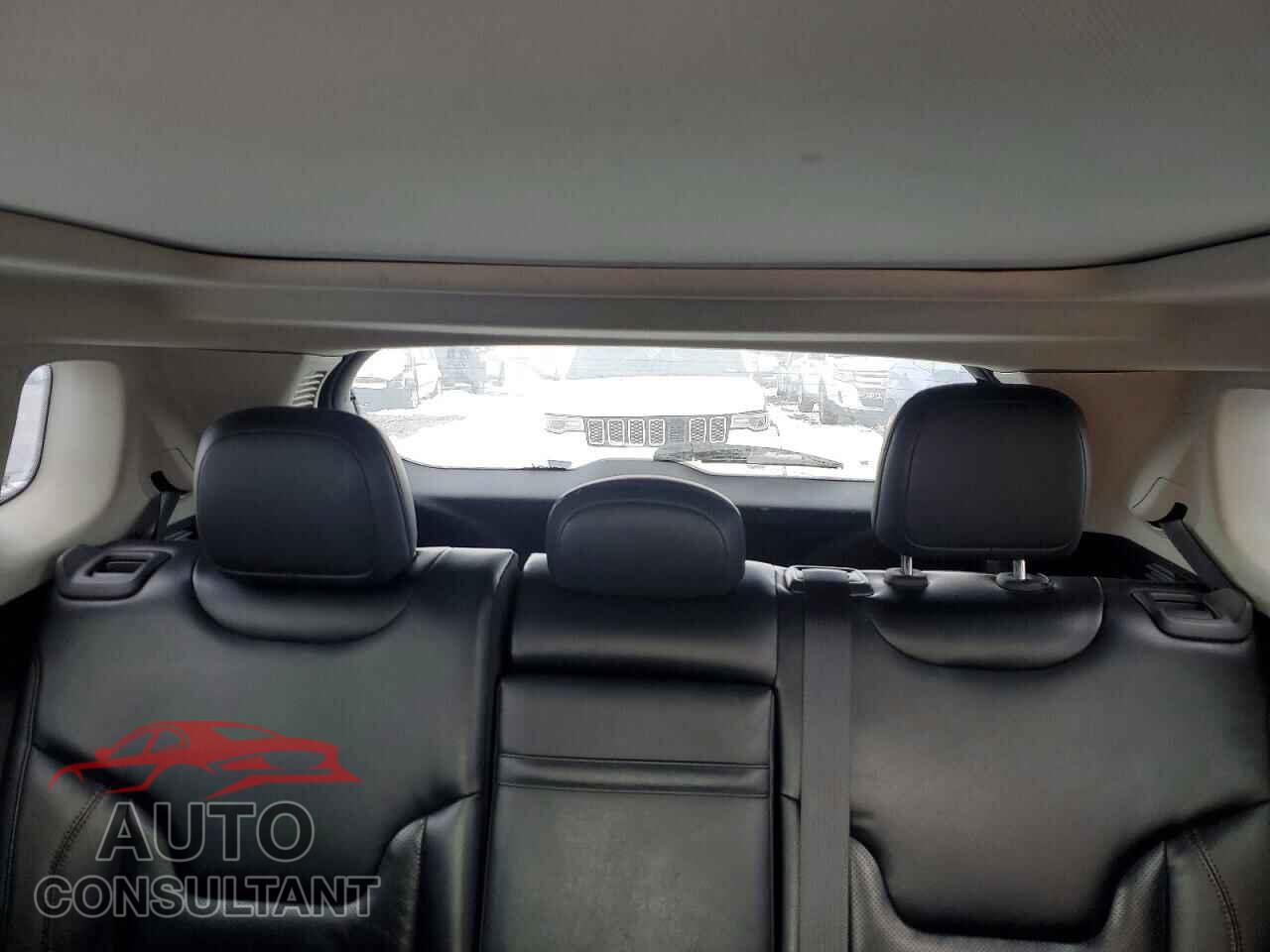 JEEP COMPASS 2017 - 3C4NJDDB8HT666219