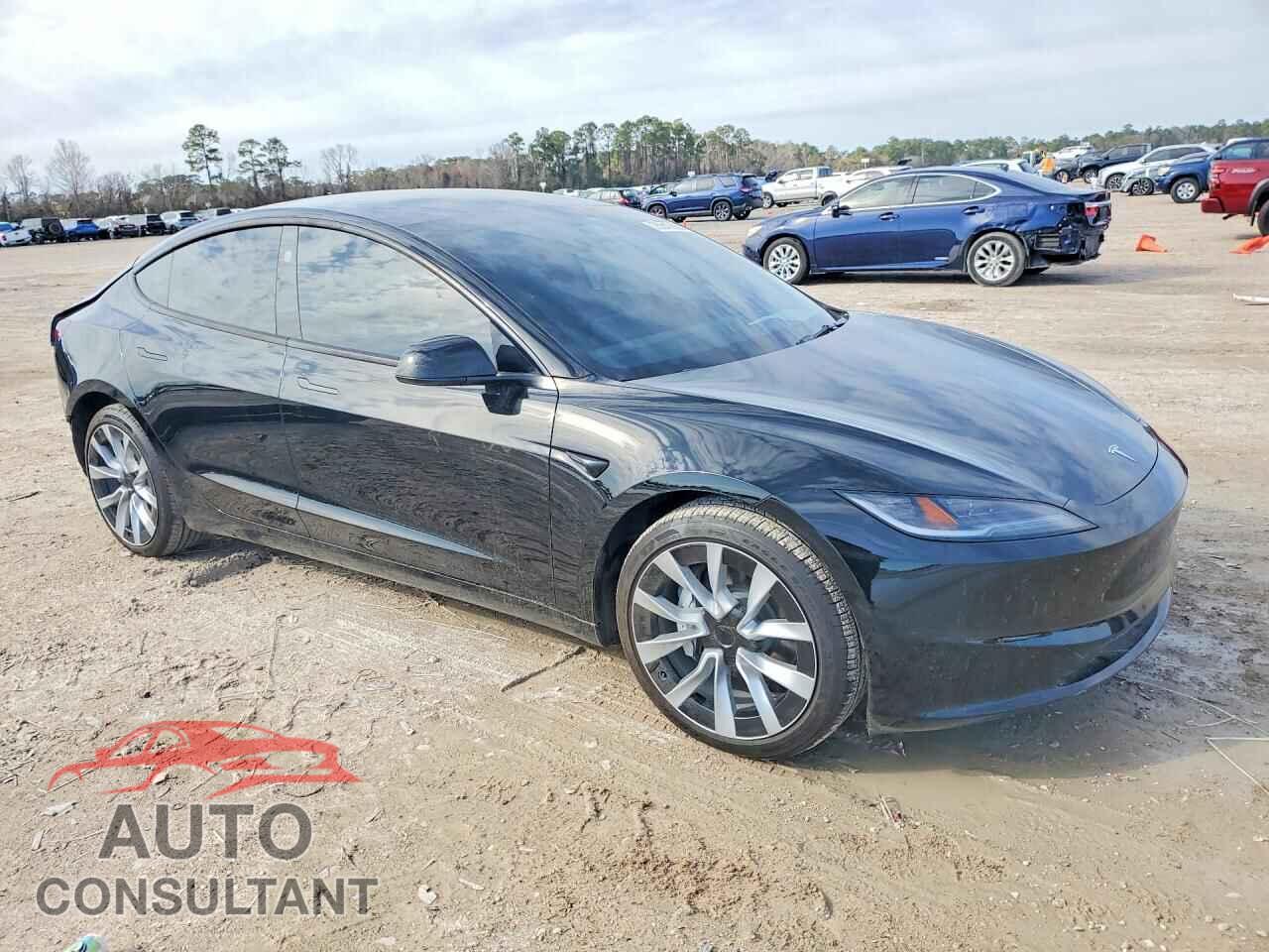 TESLA MODEL 3 2025 - 5YJ3E1EA2SF952301