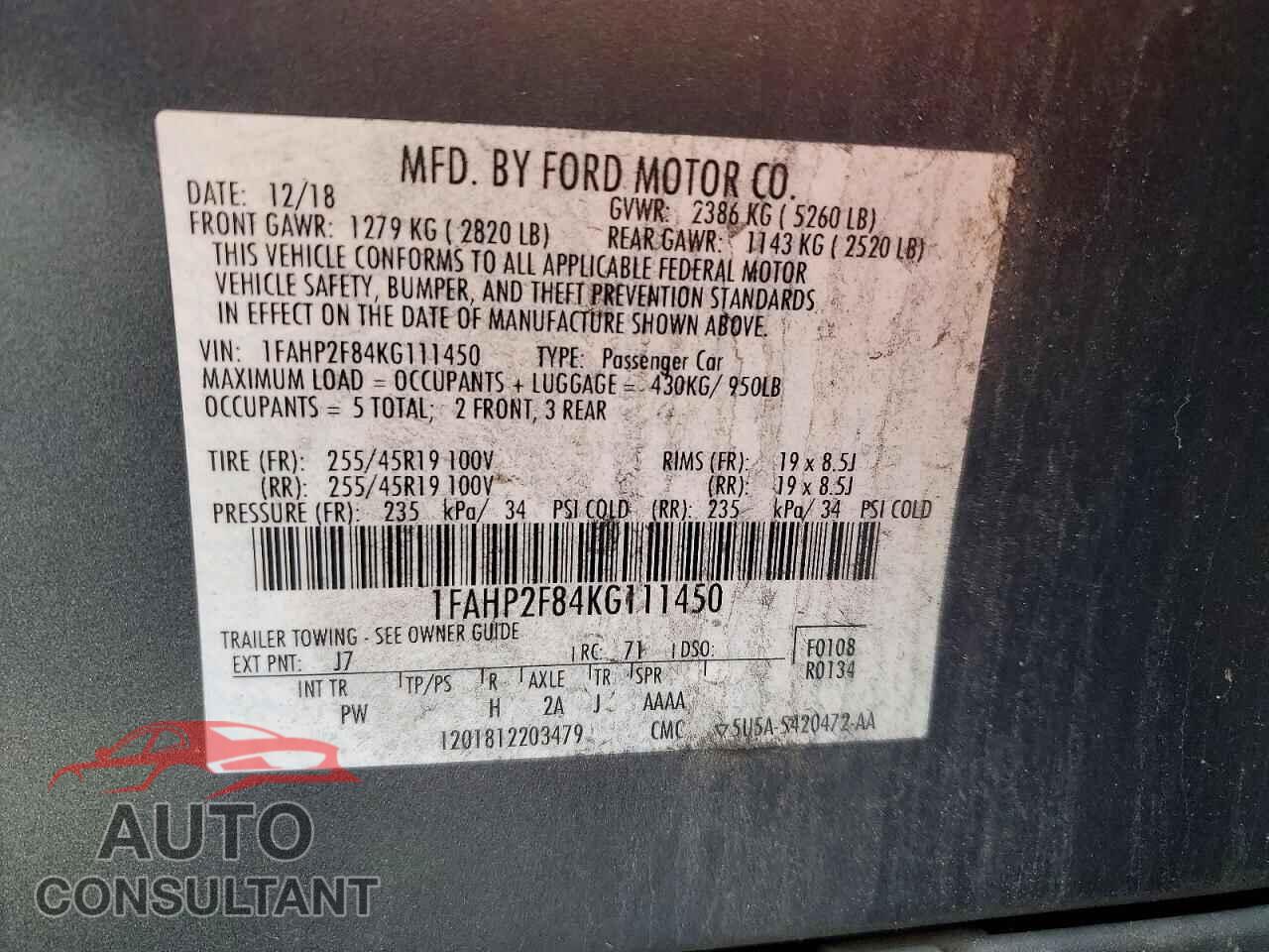FORD TAURUS 2019 - 1FAHP2F84KG111450