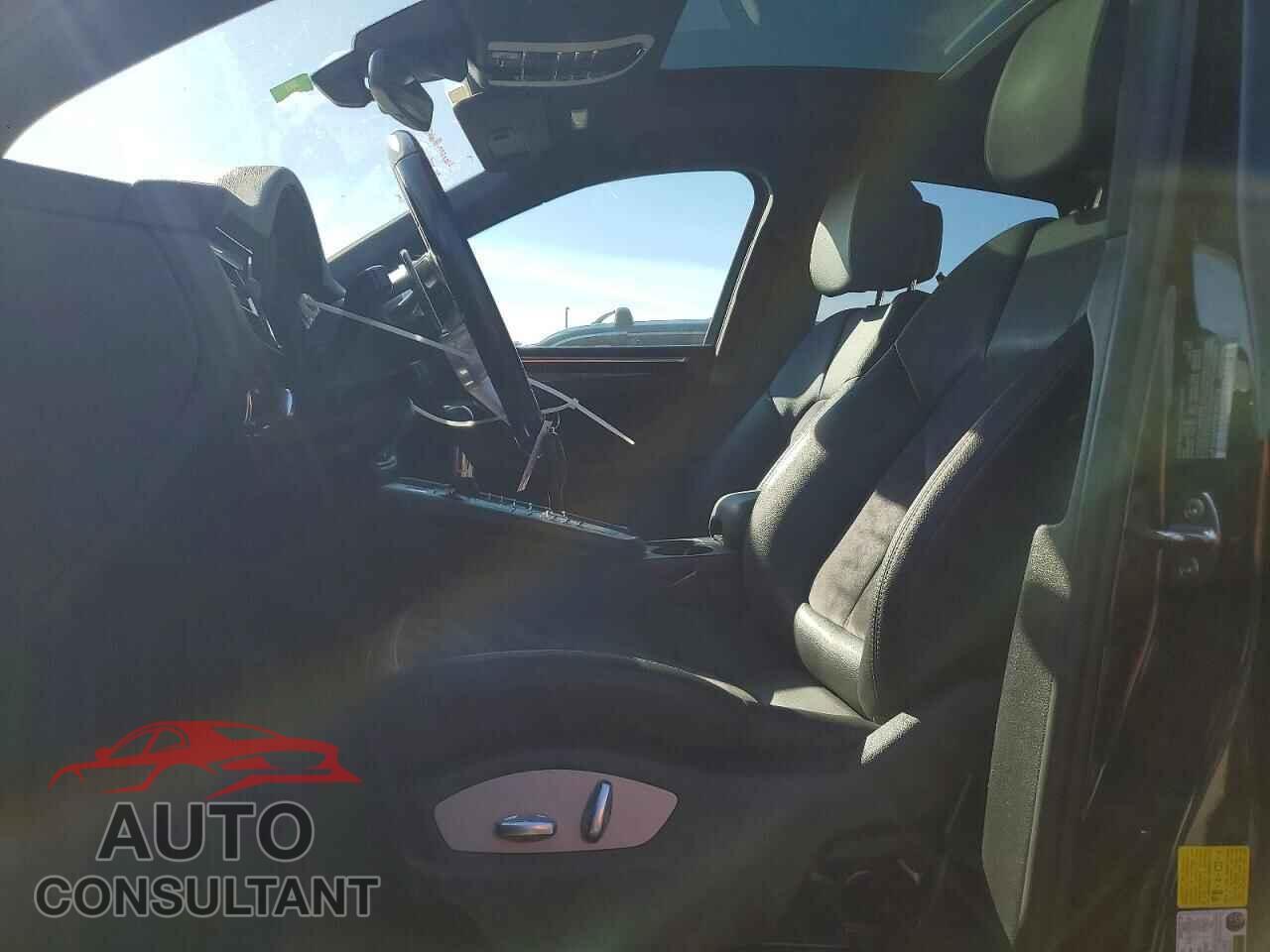 PORSCHE MACAN 2021 - WP1AA2A59MLB01273