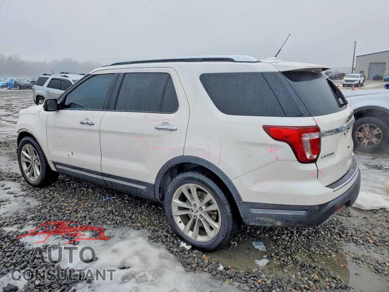 FORD EXPLORER 2018 - 1FM5K7F8XJGB26523